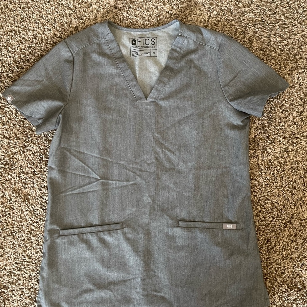 Heather Gray FIGS scrub set
